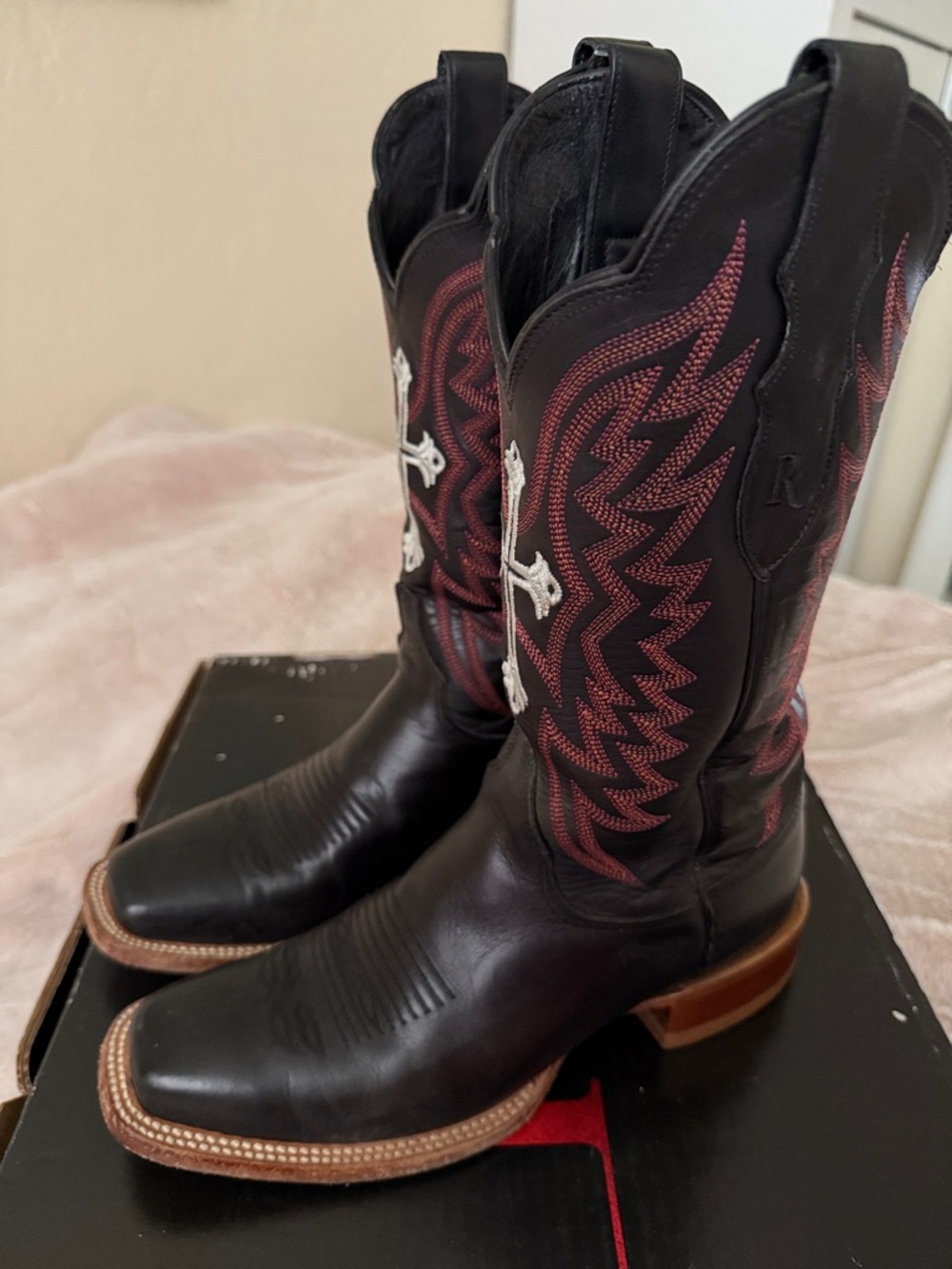 Justin Boots Black Leather  designed by Reba